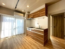 【東京都/台東区松が谷】リブポート上野松が谷 リビング・ダイニング