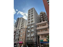 【東京都/文京区根津】ラグジュアリーアパートメント文京根津 外観：写真中央