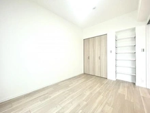 【東京都/台東区千束】クレストフォルム浅草グランステージ 洋室