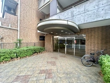 【東京都/台東区松が谷】ネバーランド上野松が谷 エントランス