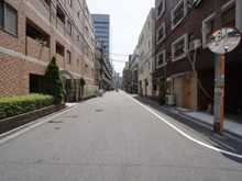 【東京都/台東区駒形】レーベンシティオ浅草ハイセレサ 前面道路