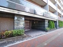 【東京都/台東区下谷】クレストフォルム上野の杜 エントランス