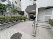 【東京都/荒川区西尾久】ハイライフ田端 エントランス