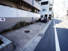【東京都/台東区竜泉】三ノ輪シティハウス 駐車場