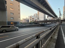 【東京都/荒川区西日暮里】CQレジデンシャル西日暮里ステーションフロント 前面道路