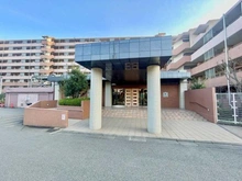 【埼玉県/さいたま市北区日進町】ビクトリアアネーロ大宮 エントランス