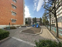 【埼玉県/さいたま市大宮区堀の内町】グランドシティ大宮 EAST TOWER 共用施設：児童公園