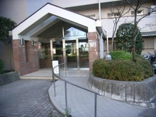 【埼玉県/さいたま市北区日進町】ベルヴィル大宮 A棟 アプローチ