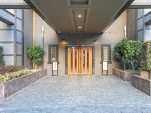 【埼玉県/上尾市上町】コスモ上尾ステーションアベニュー エントランス