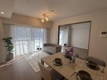 【埼玉県/春日部市中央】クラーク春日部弐番館 リビング・ダイニング：※家具調度品等は販売価格に含まれておりません