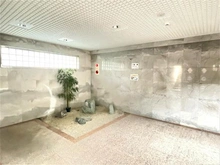 【東京都/八王子市大和田町】レクシオ大和田 エントランス
