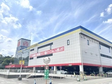 【東京都/八王子市別所】蓮生寺公園通り三番街 5号棟 ケーズデンキ 多摩ニュータウン店（現地より約950m）：