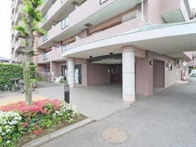 【東京都/立川市一番町】レクセルガーデン武蔵砂川 エントランス