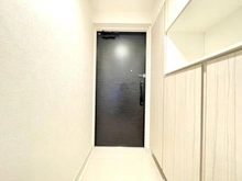 【東京都/八王子市八幡町】オーベルグランディオ八王子エアーズ 玄関