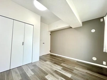 【東京都/立川市錦町】立川シティハイツ 洋室：約6.7畳