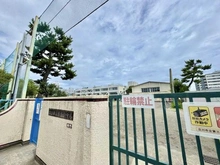 【東京都/立川市錦町】立川シティハイツ  立川市立第三小学校（現地より約500m）：