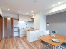 【東京都/日野市神明】ライオンズマンション日野 ダイニングキッチン：※家具調度品等は販売価格に含まれません。