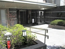 【東京都/八王子市大塚】エフヴェール・ヒルズ ソルコート エントランス