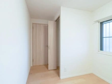 【東京都/昭島市松原町】センチュリー昭島 洋室