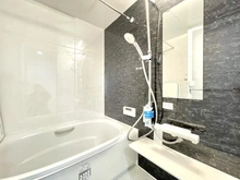 【東京都/東大和市立野】エストヴォーレ上北台 浴室