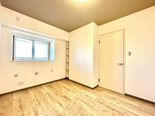 【東京都/東大和市立野】エストヴォーレ上北台 洋室：（約6.1帖）