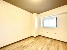 【東京都/東大和市立野】エストヴォーレ上北台 洋室：（約6.1帖）