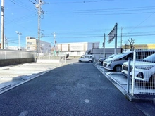 【東京都/東大和市立野】エストヴォーレ上北台 駐車場