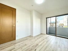 【東京都/東大和市立野】ラング・マンション玉川上水 洋室：約6.5帖