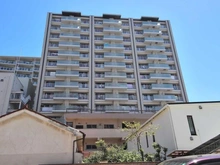 【東京都/八王子市八日町】ルネ八王子トレーシア 外観