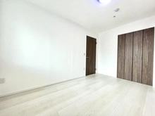 【東京都/八王子市八日町】ビュータワー八王子 洋室：約5.4帖