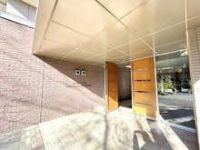 【東京都/東大和市桜が丘】グランドメゾン玉川上水センタースクエア エントランス