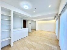 【東京都/八王子市旭町】ファミールスクエア八王子 リビング・ダイニング