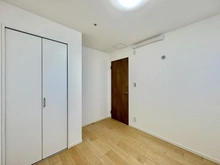 【東京都/八王子市旭町】ファミールスクエア八王子 洋室