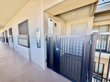 【東京都/八王子市旭町】ファミールスクエア八王子 玄関：ポーチ