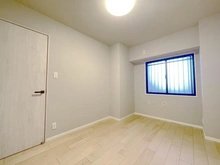 【東京都/八王子市八日町】ダイアパレスクレセール八王子 洋室：約5.7帖