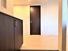 【東京都/昭島市昭和町】レクセルプラザ昭島 玄関