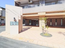 【東京都/日野市旭が丘】グリーンコーポ豊田 エントランス