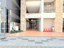 【東京都/八王子市横山町】グエルスクエア八王子 エントランス