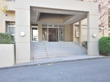 【東京都/八王子市別所】エストラーセ長池 第5号棟 エントランス