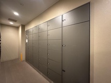 【東京都/八王子市東浅川町】プレミスト高尾サクラシティエアリーコート 宅配BOX