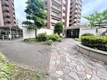 【東京都/八王子市鑓水】パークフィーネ南大沢4番館 アプローチ