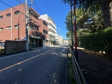【東京都/国立市富士見台】レジデンシャルステート国立さくらの杜 前面道路：谷保駅方面