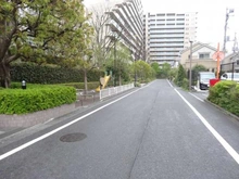 【東京都/八王子市子安町】レールシティ八王子かえで通り 前面道路