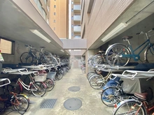 【東京都/八王子市散田町】西八王子けやき通りパーク・ホームズ 駐輪場