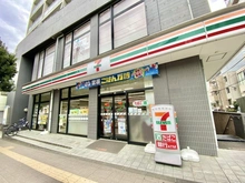 【東京都/八王子市散田町】西八王子けやき通りパーク・ホームズ セブンイレブン西八王子駅南口店（現地より約150m）