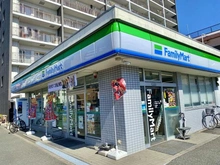【東京都/立川市錦町】リビオプレシア立川錦町 ファミリーマート立川錦町六丁目店（現地より約40m）