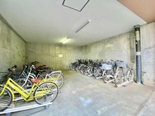【東京都/八王子市狭間町】タウンズ八王子ガーデンタワー 駐輪場