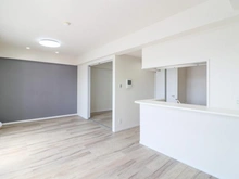 【東京都/昭島市美堀町】グリーンビレッジ拝島 LDK:右奥洋室