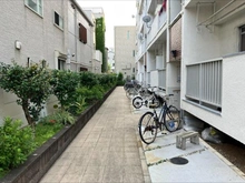 【東京都/文京区千石】巣鴨ローヤルコーポ 駐輪場