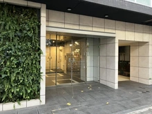 【東京都/文京区本駒込】GENOVIA駒込駅IIgreen veil エントランス